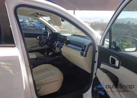 2022 Kia Sorento S z USA, uszkodzony, nr VIN 5XYRL4LC5NG131390